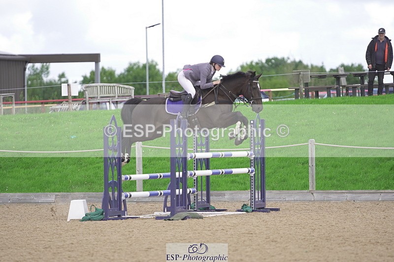 230806A-110128-01490 - Cls 13 Snr Newcomers & 1.10m Open