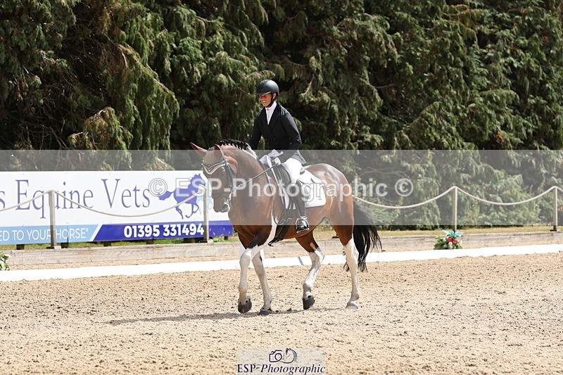 250809A-141440-03931 - 122-Lorraine.MorrisLissyegan.coloured.lady