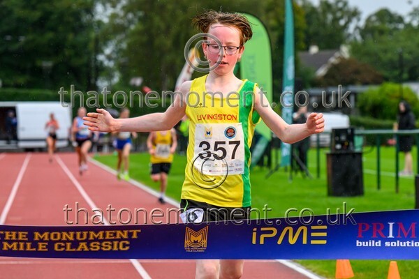 Monument25-917778 - Set One