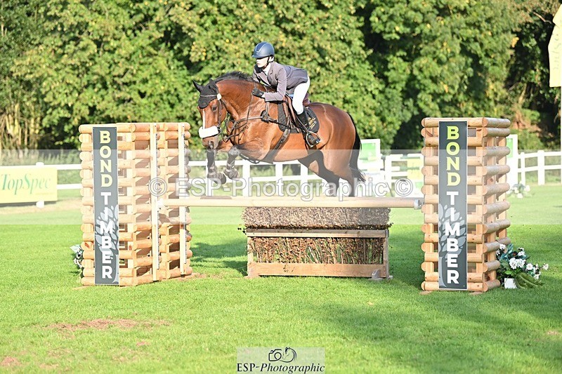 230909-174935-07796 - Cls 14 Snr 1m Derby