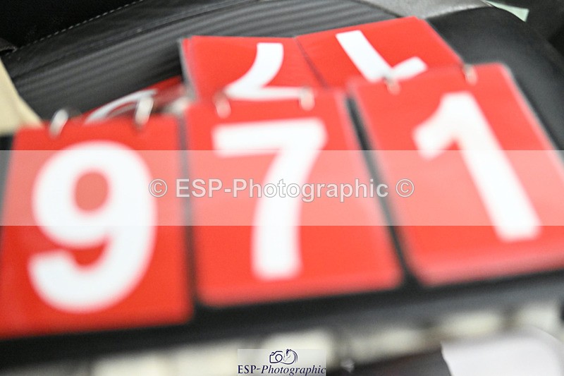 240825X-173933-38224 - 80cm XC 17.30 to End