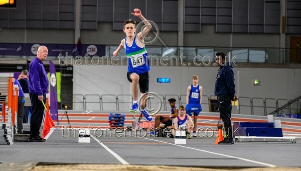 AgeInd25SAT-918028 - Field Male