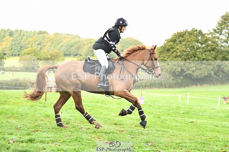 231021-094057-13033 - 606-GOLDEN.HEART.BREAKER-Emily.R.Vincent-SC+XC