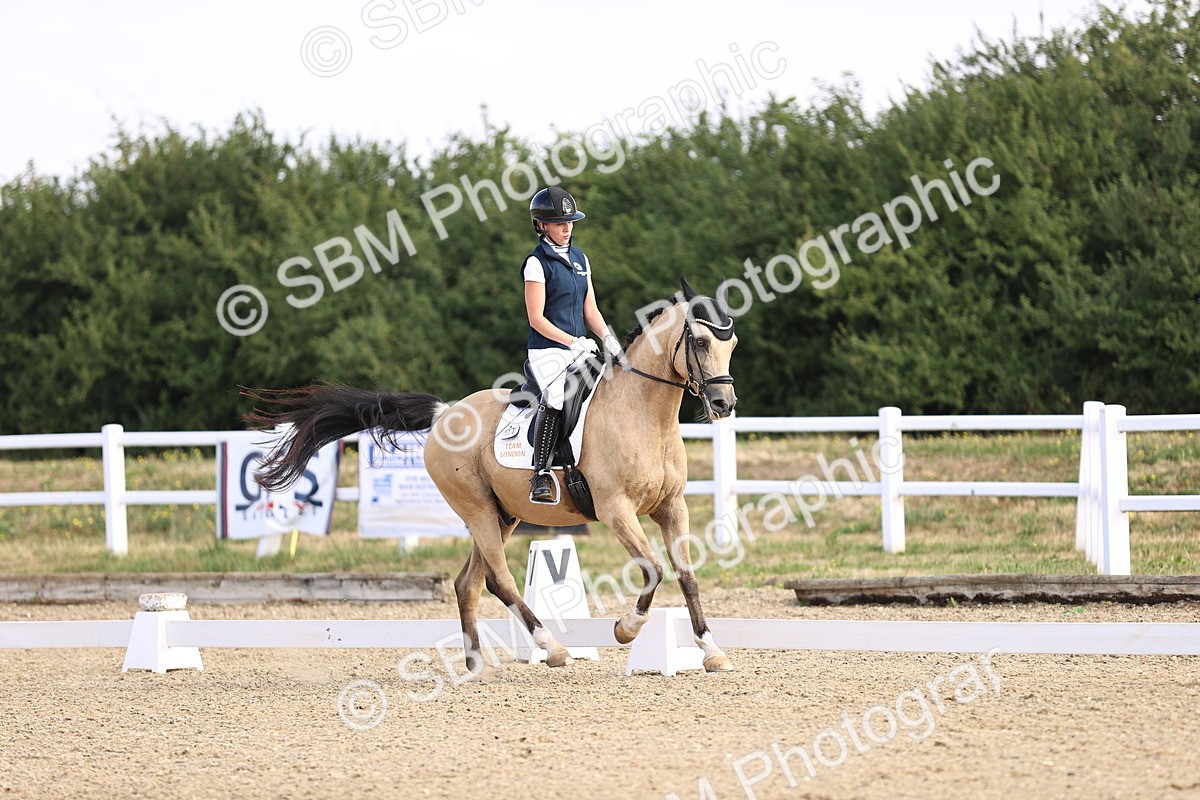 SBM_008535 - Novice 5 - 08.30-9.33