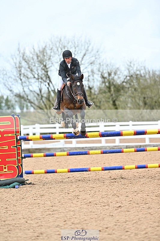 240501A-143247-01072 - Cls 8 Snr Foxhunter and 1.20m Open