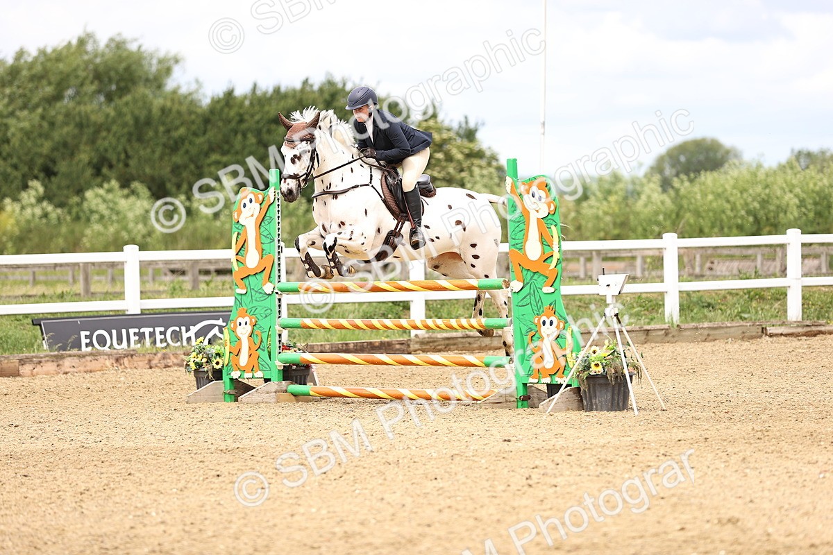 SBM_007225 - Class 18 - Senior 1.05m