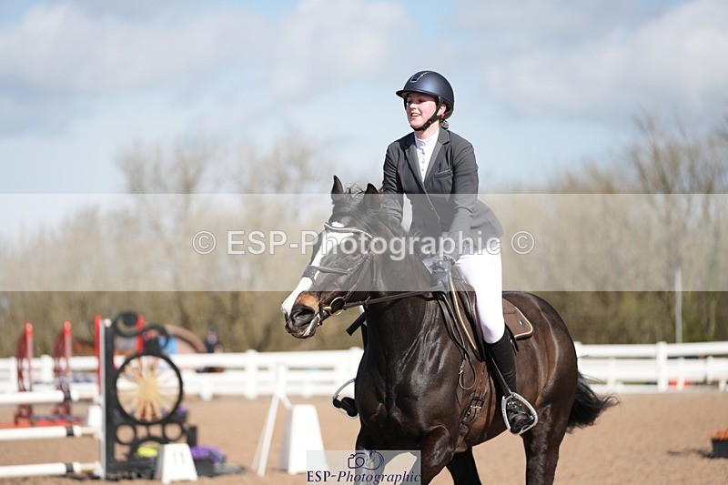 250329-102623-03628 - Cls 20 British Novice and 90cm