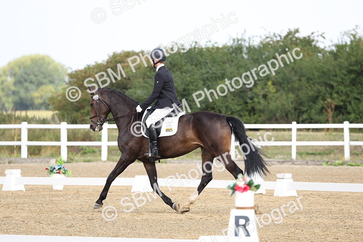 SBM_005895 - Class 6 - Novice 6 - 10.26-11.29