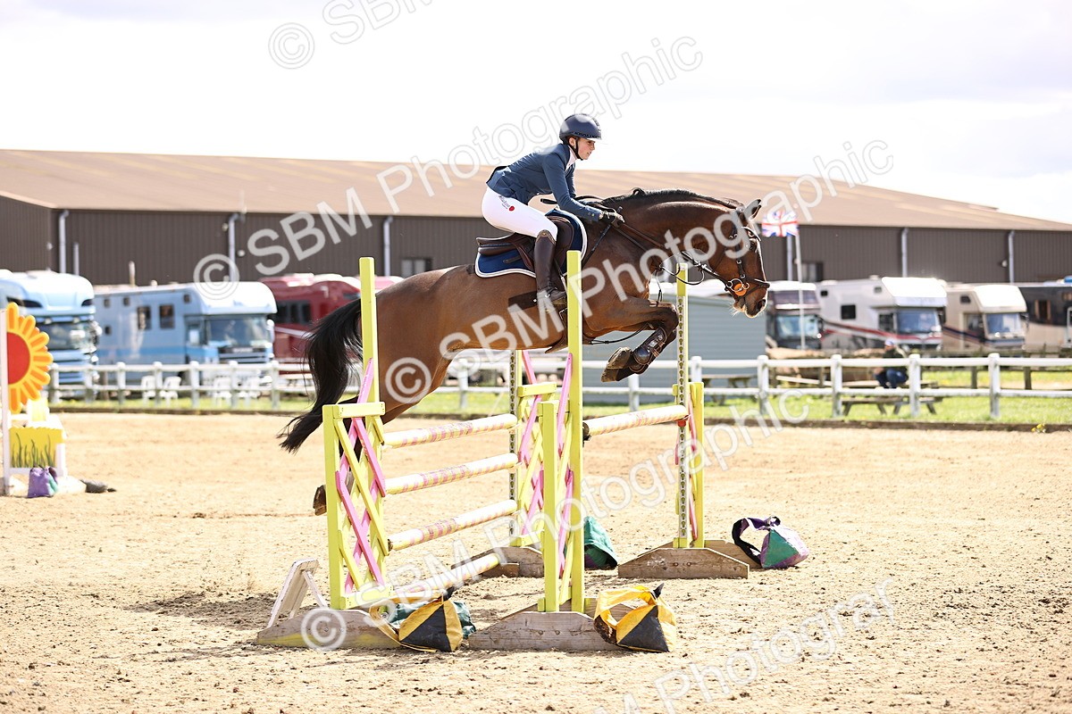 SBM_004240 - Class 17 - Senior Newcomers - 1.10m