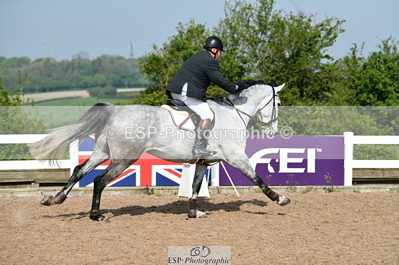 240511A-094248-11343 - Cls 28 95cm National Am Quali