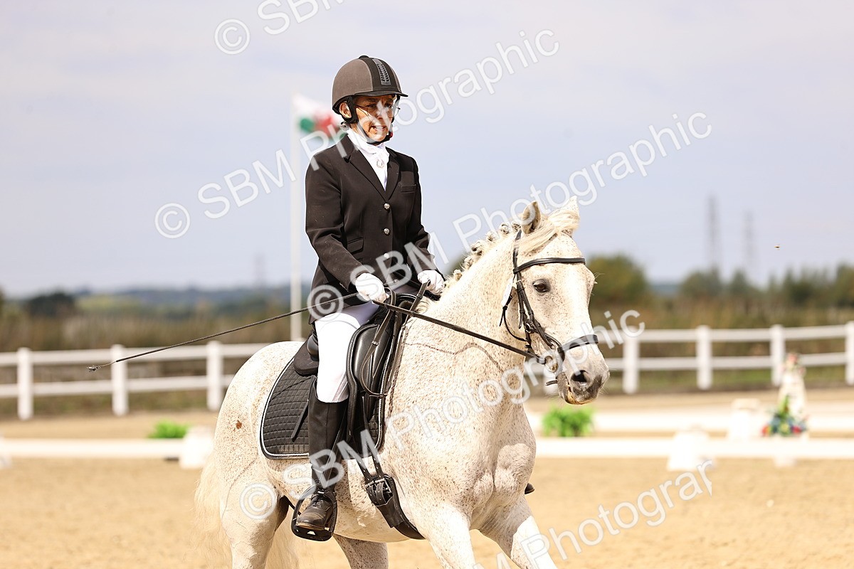 SBM_013838 - Class 4 - Novice 5  12.13-13.02