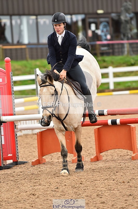 231028A-122230-01121 - Cls 3 Discovery & 90cm Open