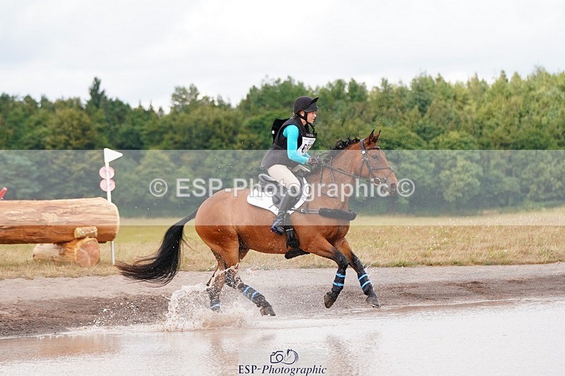 250803A-155554-16738 - O-687-Christina.Wiederkehr-KILLINAS.OISIN