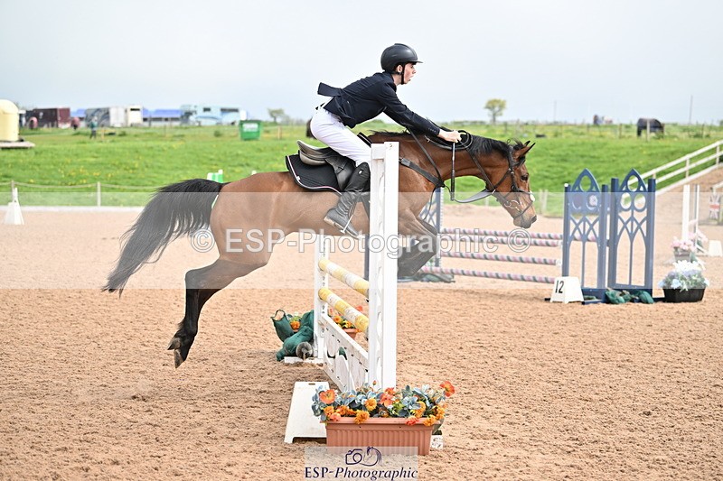 240506A-105917-08352 - Cls 3  Pony Discovery & 90cm Open