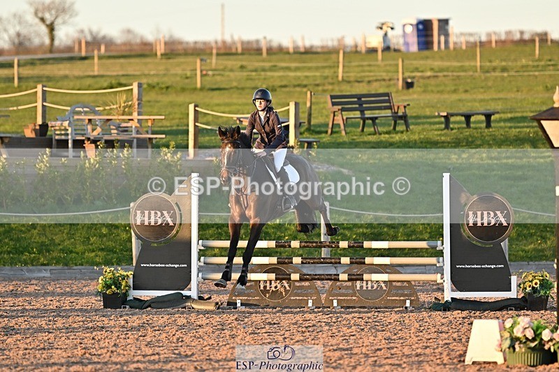 250401-191952-00973 - 90cm Classes