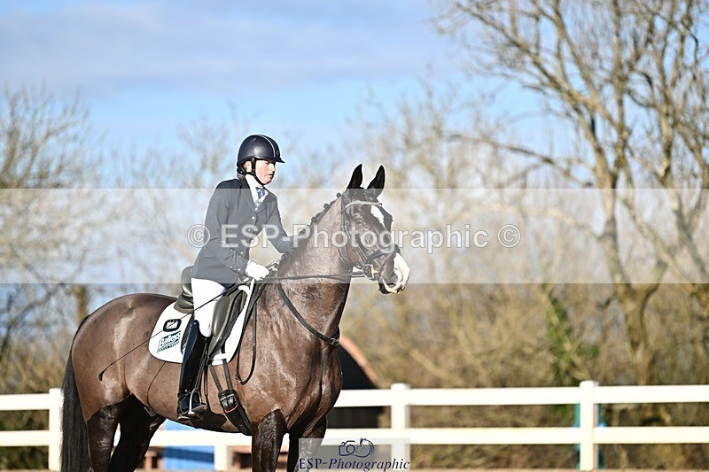 241214-111322-01334 - 144-Natasha.Rumble-Week.Orchard.Leo