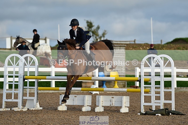 220829A-184138-00595 - 1.00m Classes