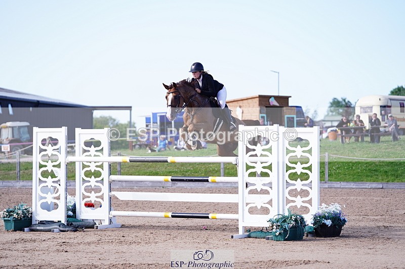 240803A-165812-09424 - Cls 33 National 1.40m Open