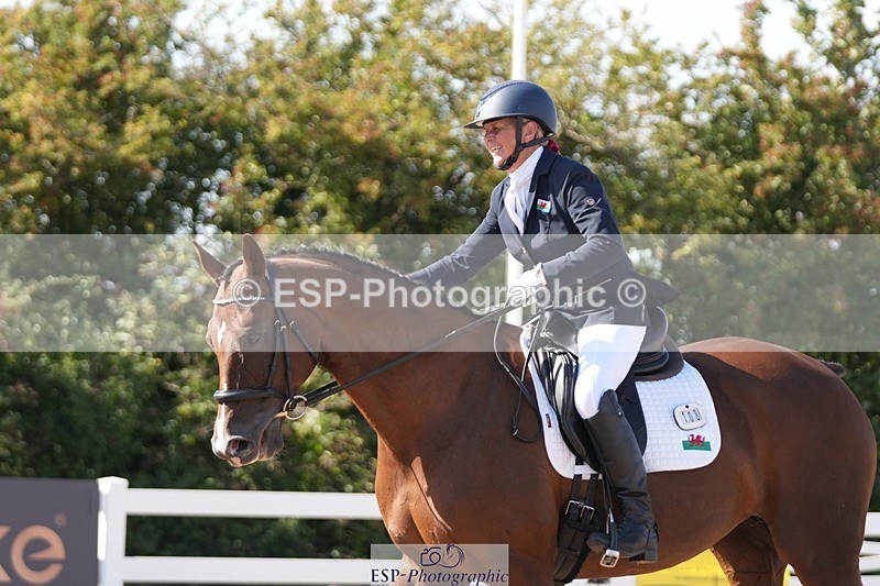 250906-151257-04691 - 108-Susan.JonesWoodlander.Summer.Breeze