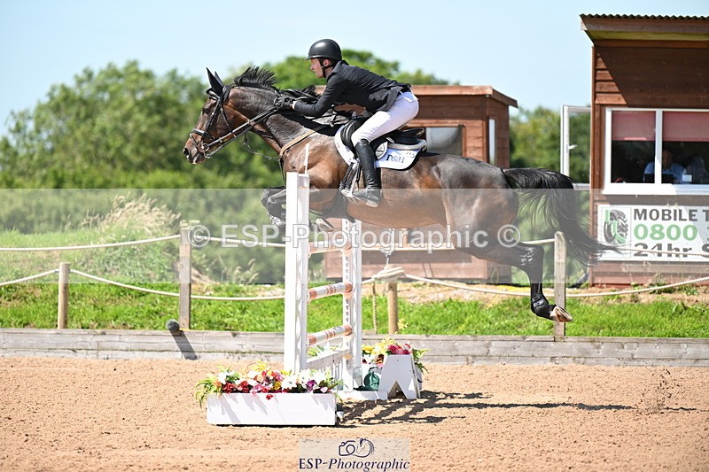 240718A-122355-05058 - Cls 1, 3 Star Small Tour 1.35m