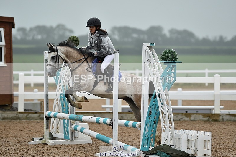 220829A-152830-00058 - Clear Round & 60cm  1a - 1b