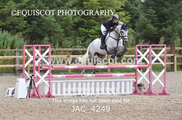 JAC_4249 - CLASS 6 Senior Newcomers/ 1.10m Open