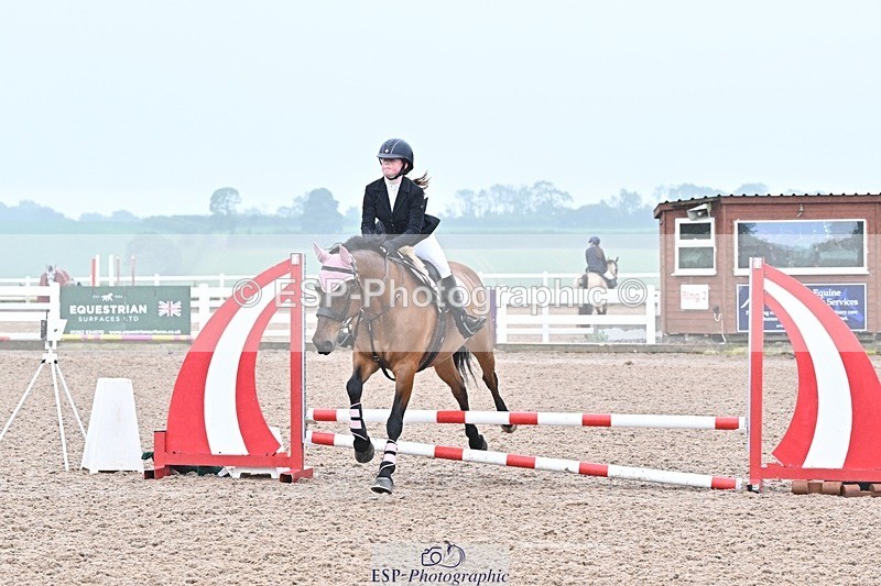 250527-160428-00144 - Clear Round and60cm