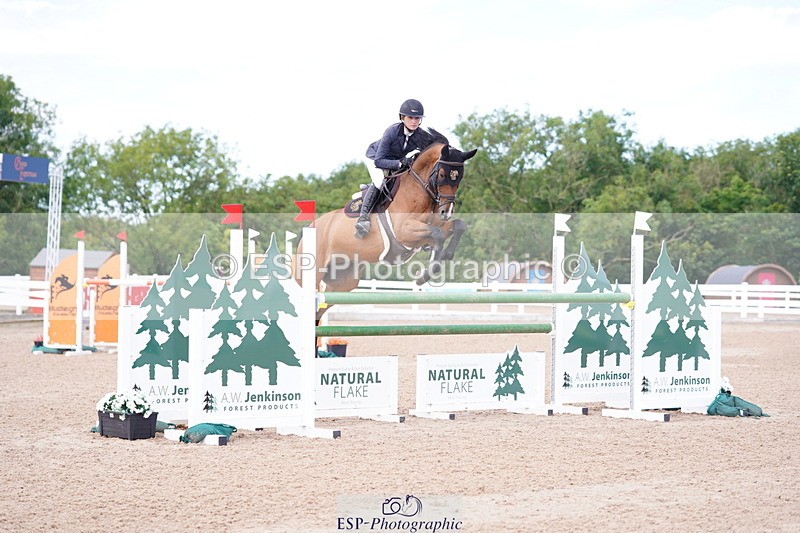 240721A-141014-18636 - Cls 32, YH 6 Yr Olds 1.30m