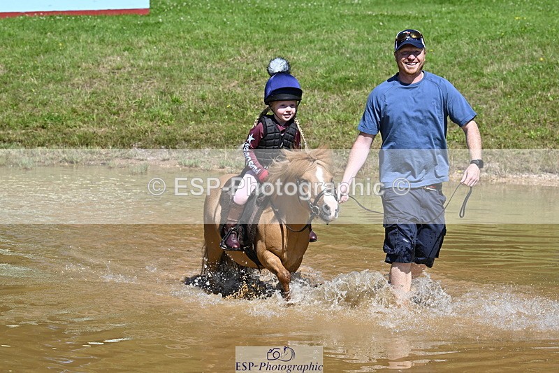 240728B-111501-01271 - Gemma's Group XC