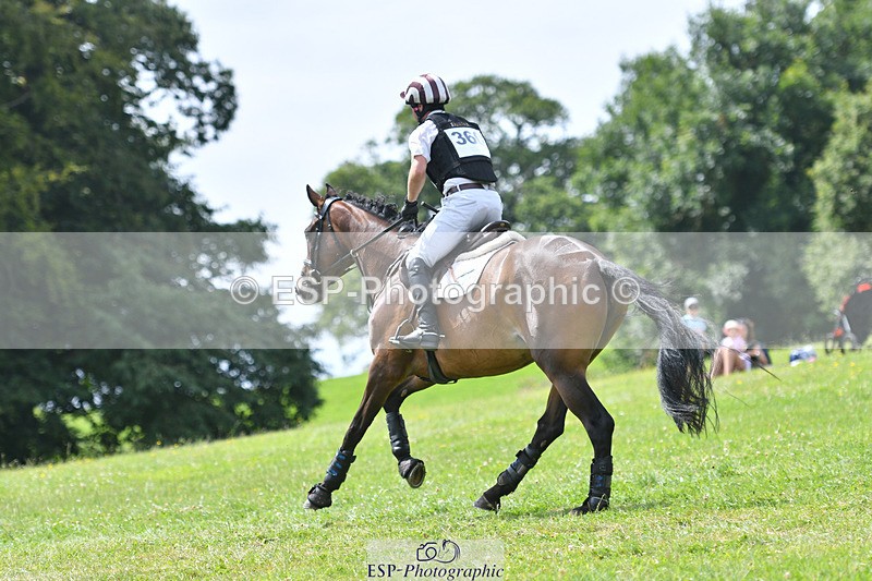 240804-121509-12484 - 360-Rupert_Batting-SULA_SYMPHONY