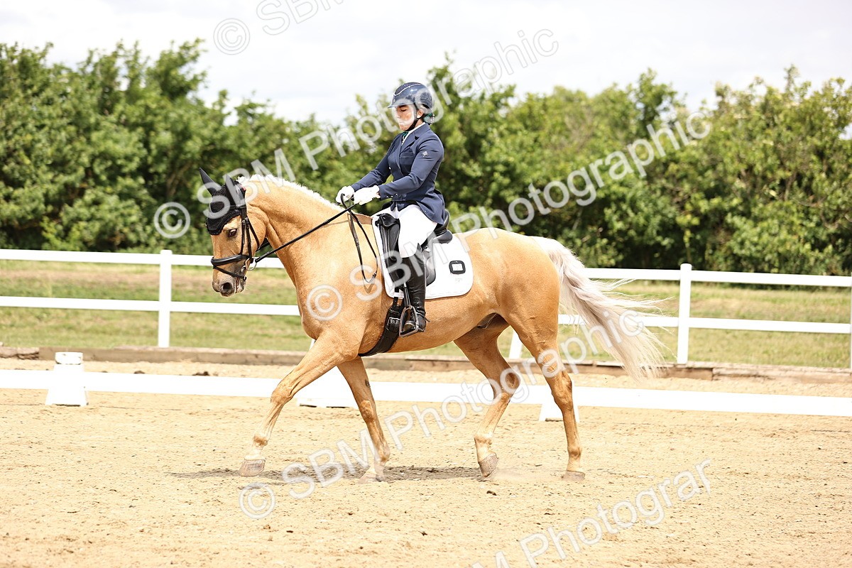 SBM_002988 - Class 2 - Novice 4 - 12.00-13.10