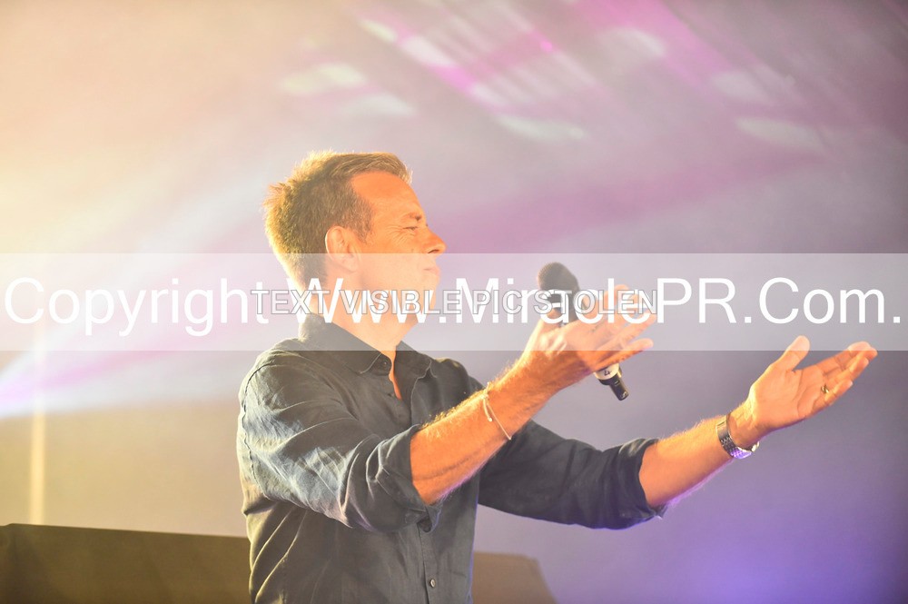 SH4_8493 - Pat Sharp.