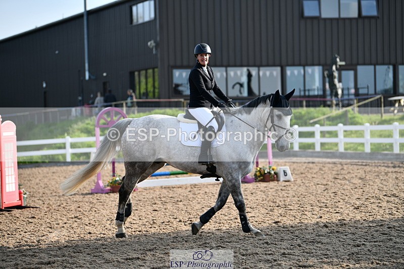 240511A-080102-10453 - Cls 27 85cm National Am Quali