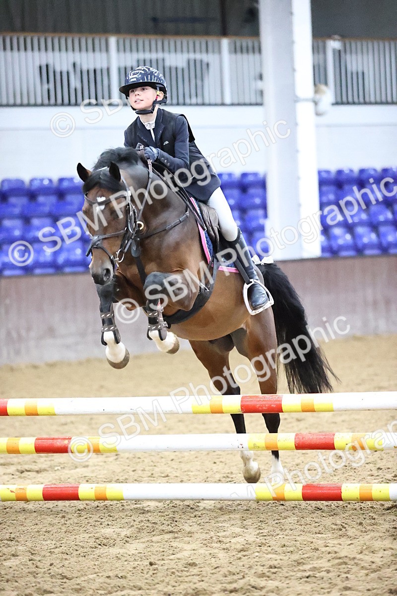 SBM_000110 - Class 1 - Pony Intro 70cm Open