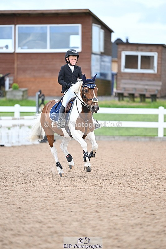 240806A-154127-00075 - Clear Round & 60cm BS Club & Schools