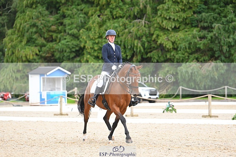 230813-172252-08649 - Cls 14 Medium Silver 16.45 to End