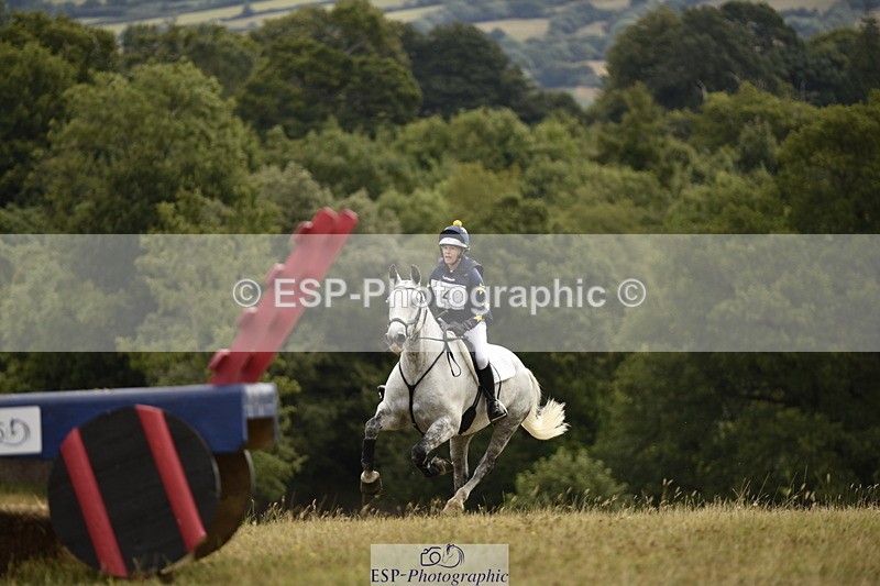 250802A-102008-01099 - A-004-Helen.Hickson-MAYERTORNE.POPADOODLEDOO