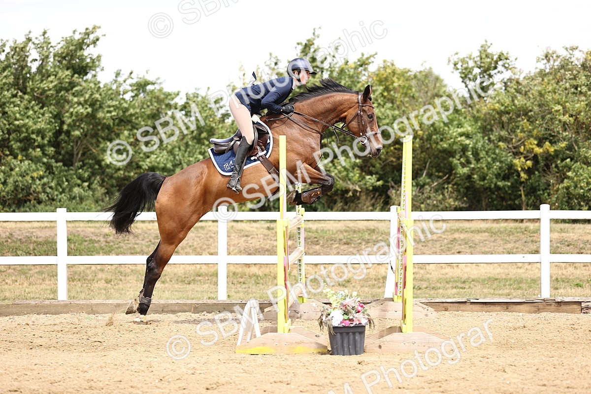 SBM_010549 - Class 9 - Senior Foxhunter - 1.20m Open