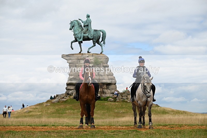 DSC_6755 - Time at Statue 12:45 to 13:15