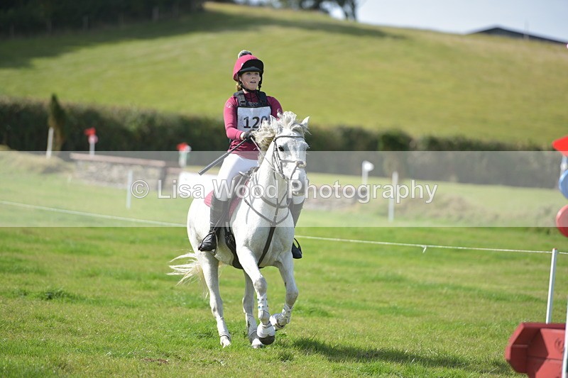 RAY_8510 - Class 1: Trebudannon Open: Red Table