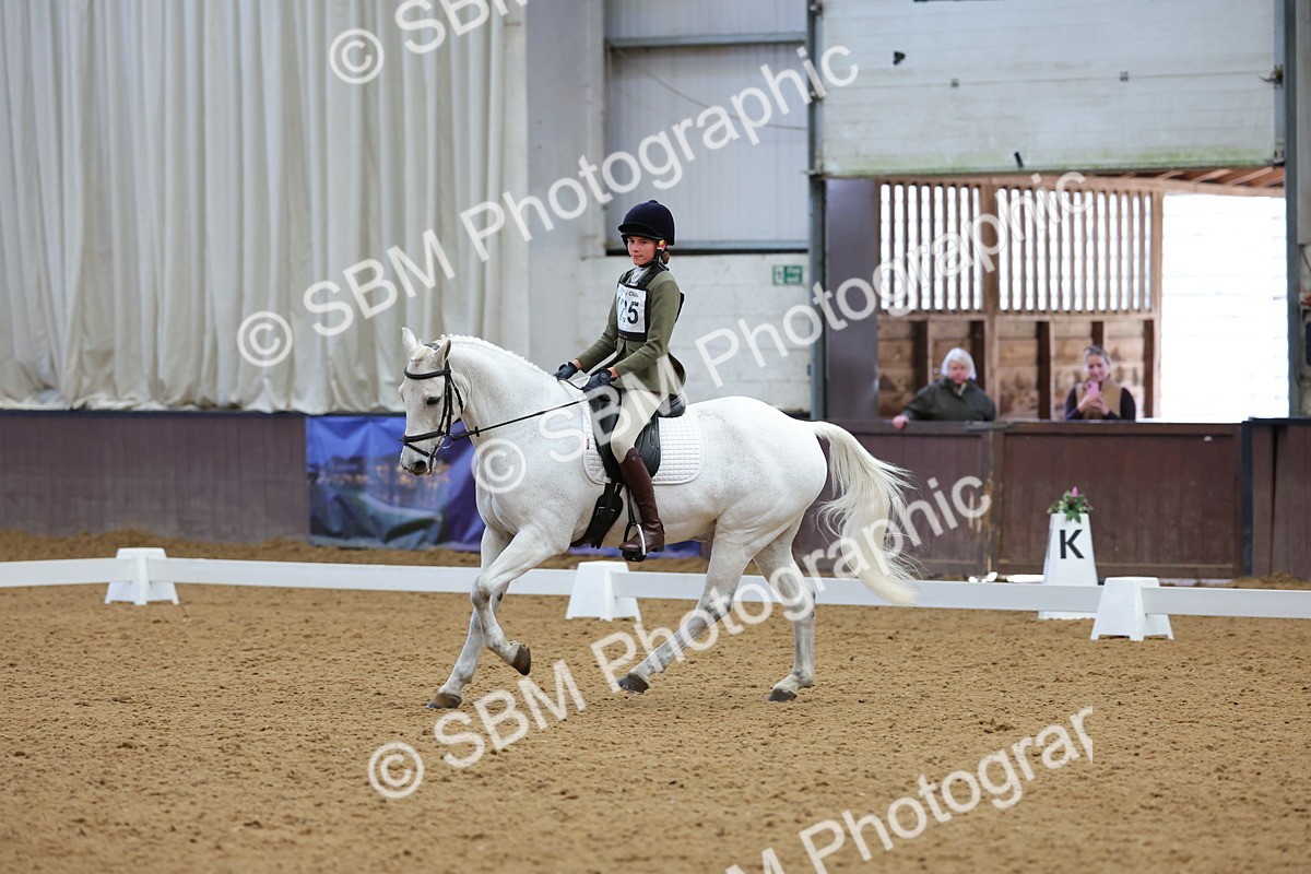 SBM_002561 - Novice