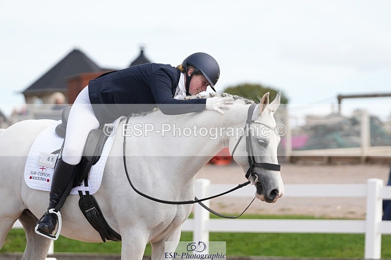 250906-130827-03533 - 065-Jessica.PerrySilver.Secret