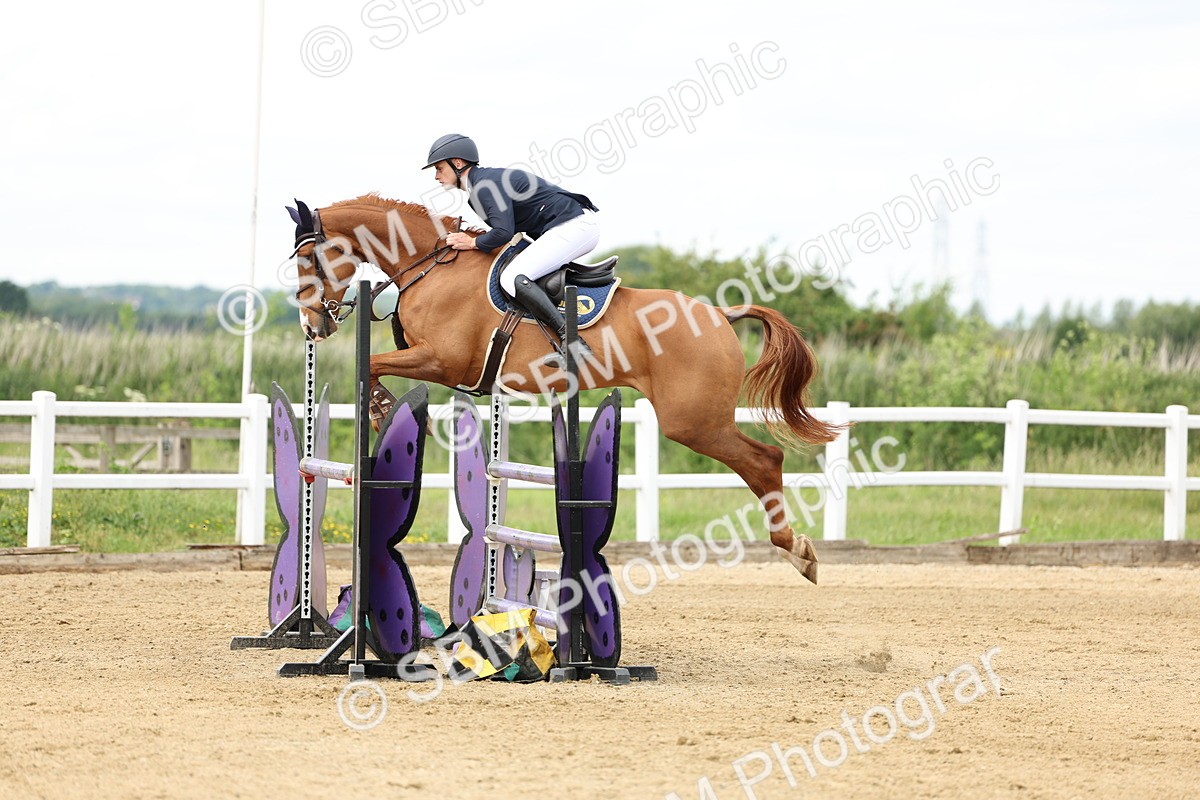 SBM_006234 - Class 19 - Senior Newcomers - 1.10m