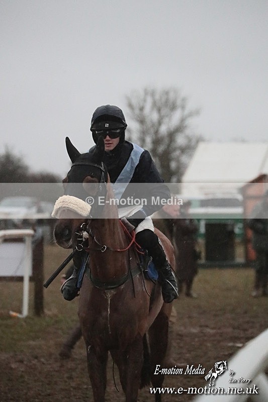 PtP 260125 1160 - Cocklebarrow Point-to-Point racing with the Heythrop Hunt 26/01/25