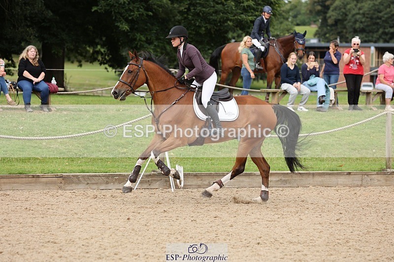 240817-112122-00942 - 03A Snr Disc