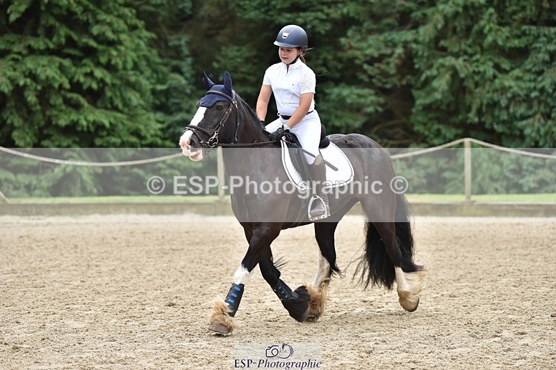 240802-101748-00779 - 70cm Round 1