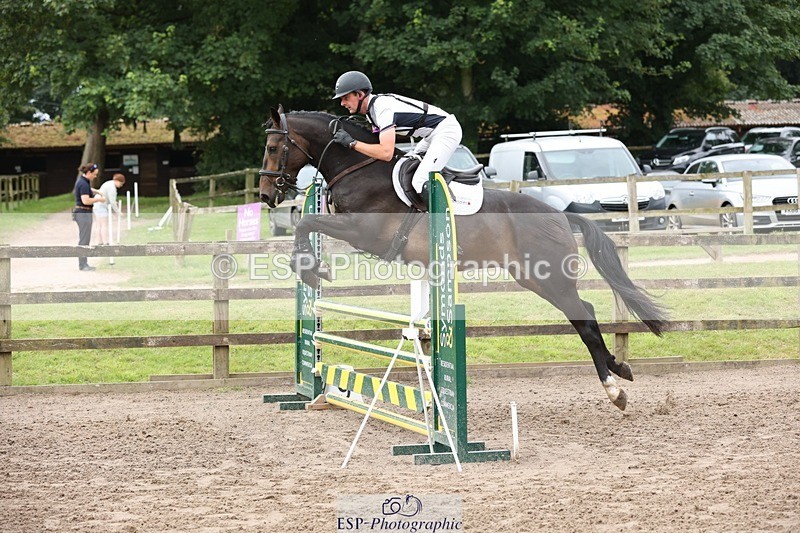 240803-102518-00553 - 104-Ollie_Martin-MIH_HUNTERS_BEAR