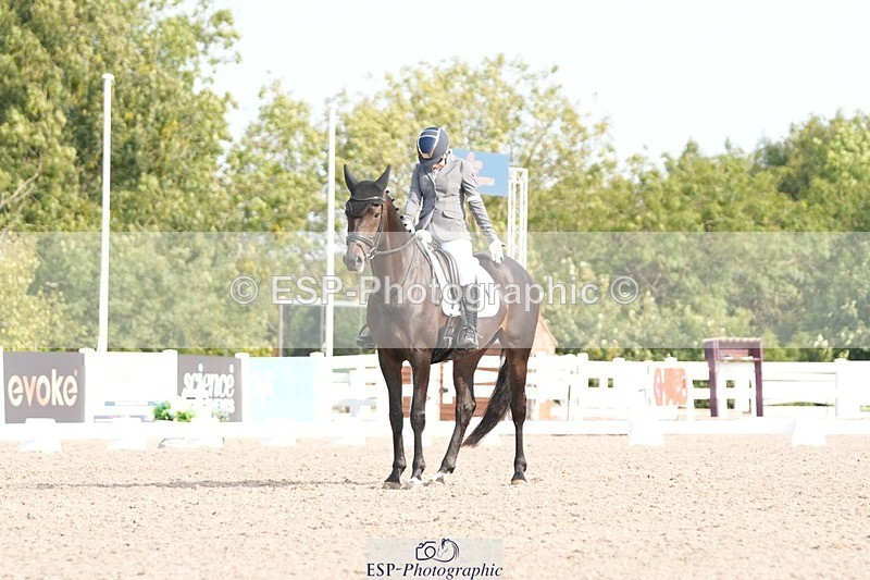 250817-093621-07568 - 094-Alicia.GriffithsSeagry.Danita