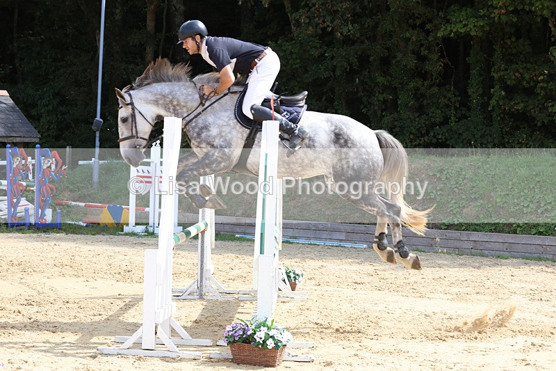 3E7A3664 - Class 4: Senior British Novice/90cm open