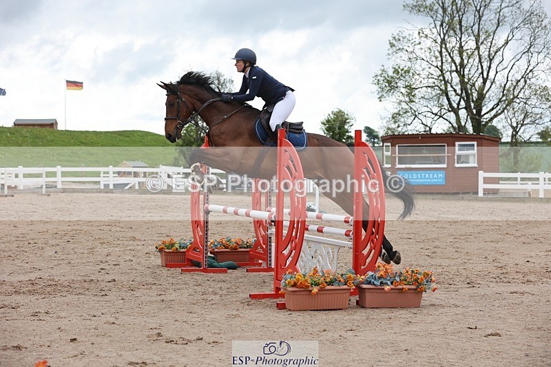 250508-100157-00385 - Cls 6 Snr British Novice and 90cm Open